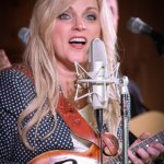 Rhonda Vincent at Gettysburg 2013 - photo by Frank Baker