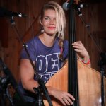 Shelby Means with Della Mae at Gettysburg (August 2013) - photo © Frank Baker