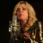 Rhonda Vincent at Gettysburg (May 19, 2012) - photo by Frank Baker