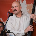 Trent Gold with Gold Heart at the Gettysburg Bluegrass Festival (May 2015) - photo by Frank Baker