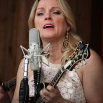Rhonda Vincent at the May 2016 Gettysburg Bluegrass Festival - photo by Frank Baker