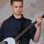 Kai Gold with Gold Heart at the Gettysburg Bluegrass Festival (May 2015) - photo by Frank Baker