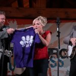 Rhonda Vincent with Joe Mullins & the Radio Ramblers at the August 2013 Gettysburg Bluegrass Festival - photo by Frank Baker