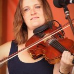 Kimber Ludiker with Della Mae at Gettysburg (August 2013) - photo © Frank Baker