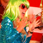 Rhonda Vincent - good hair day?