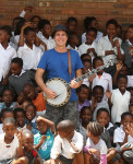 Ross Nickerson with a group of South African schoolchildren on the 2012 Banjo Safari - photo by Kevin Dooley Ross Nickerson with a group of South African schoolchildren on the 2012 Banjo Safari - photo by Kevin Dooley